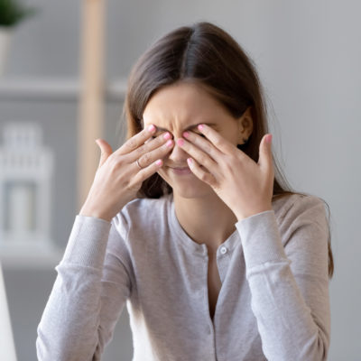 Síndrome del ojo seco: Síntomas, causas y cómo podemos prevenirlo